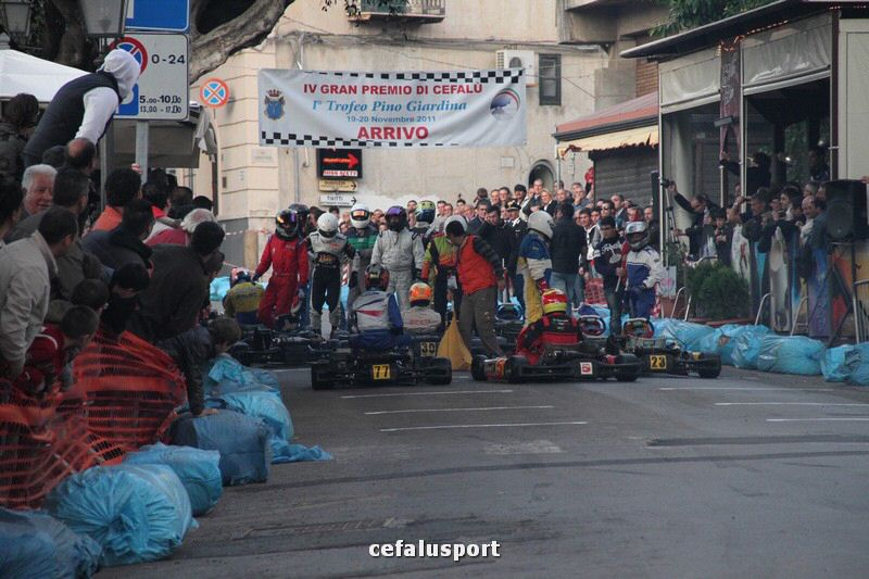 111120 sport2 385_tn.jpg